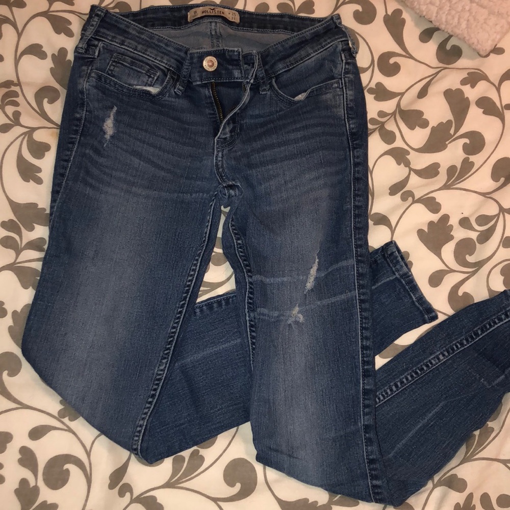Stretchy skinny hollister jeans